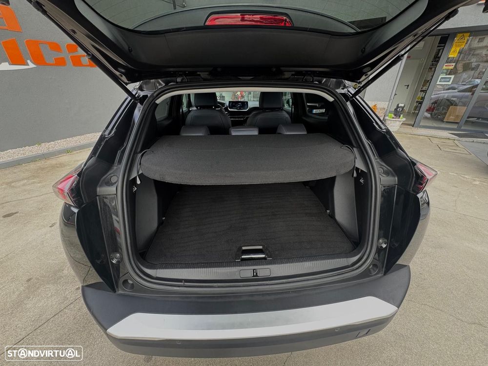 Peugeot e-2008 50 kWh Allure Pack - 16