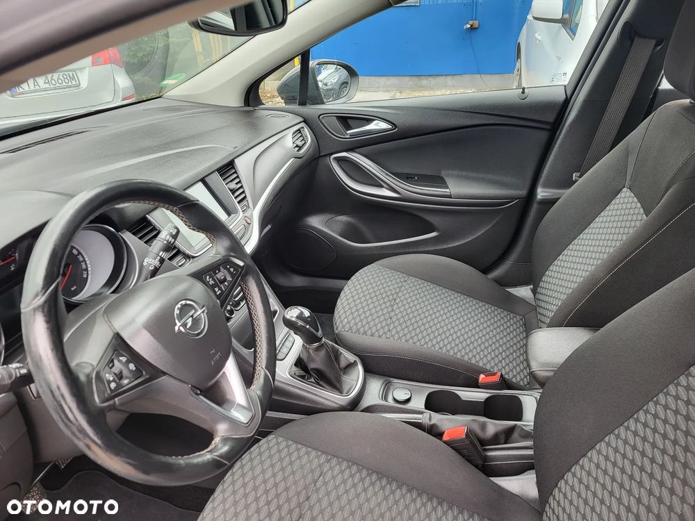 Opel Astra 1.4 Turbo Innovation - 12