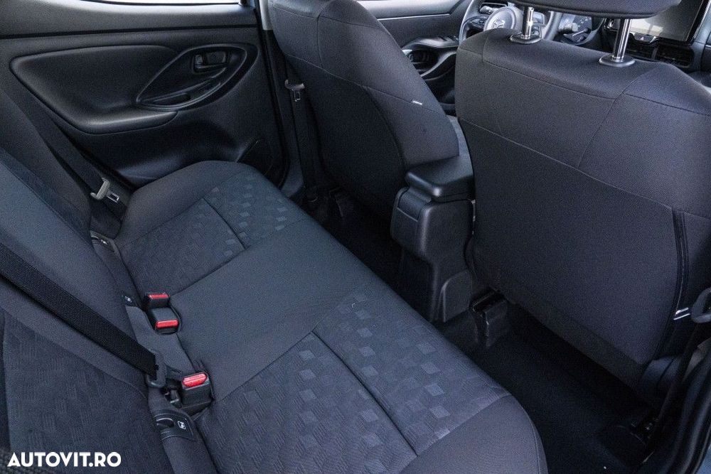 Mazda 2 - 8