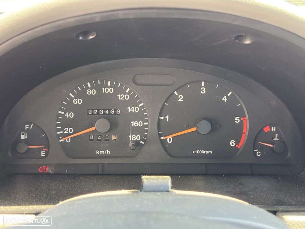 Suzuki Vitara 1.9 TD JLX - 10