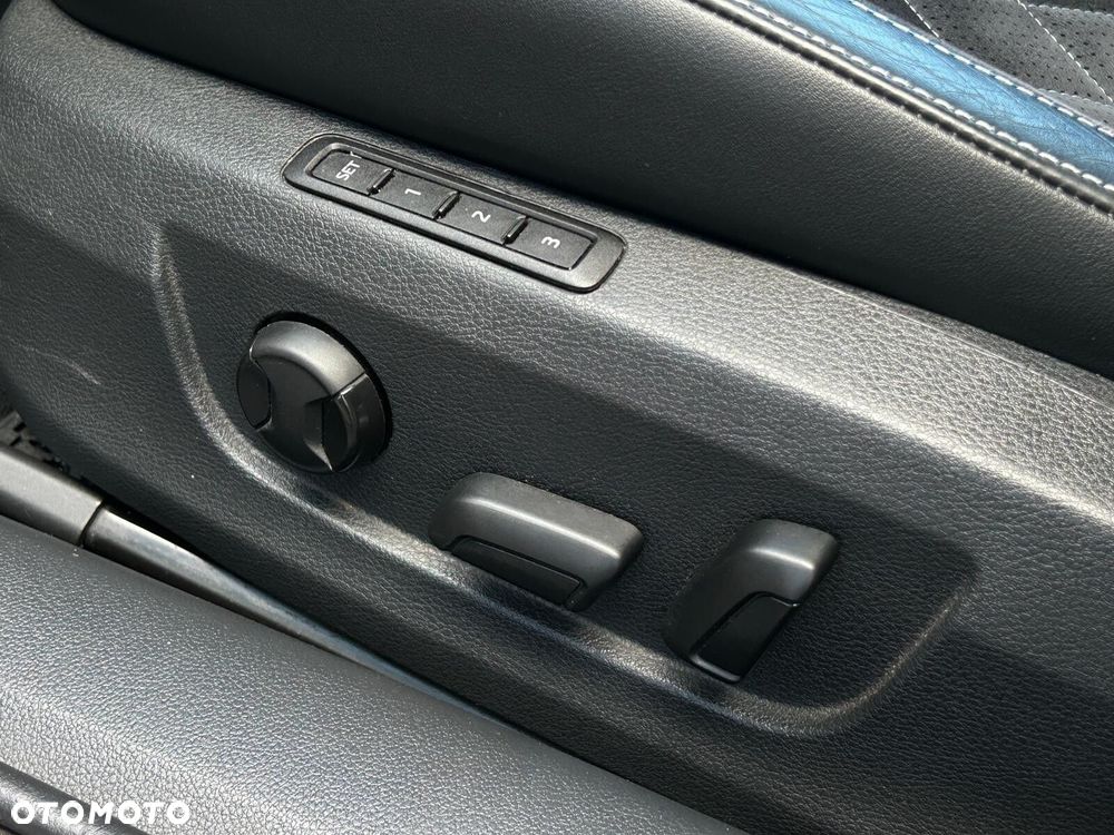Skoda Superb 2.0 TSI Sportline DSG - 37