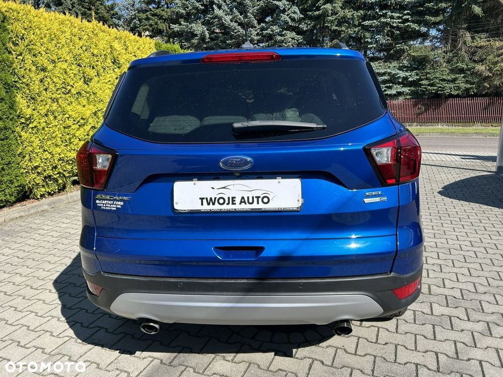 Ford Escape - 12