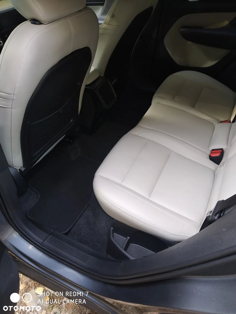 Volvo XC 40 - 11