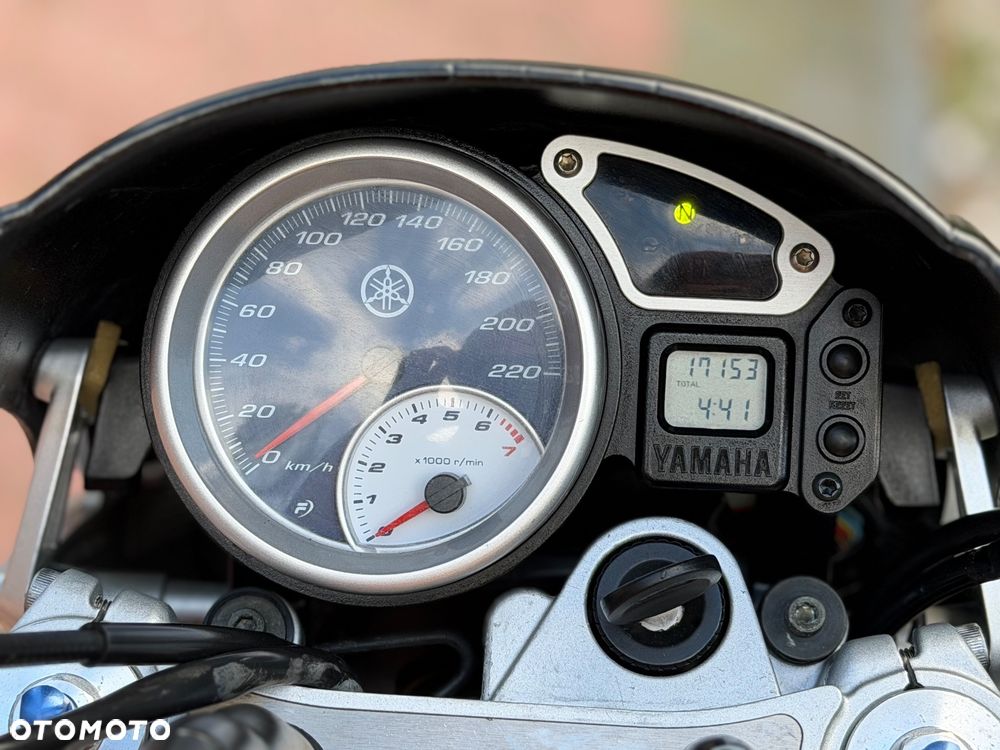 Yamaha BT - 21