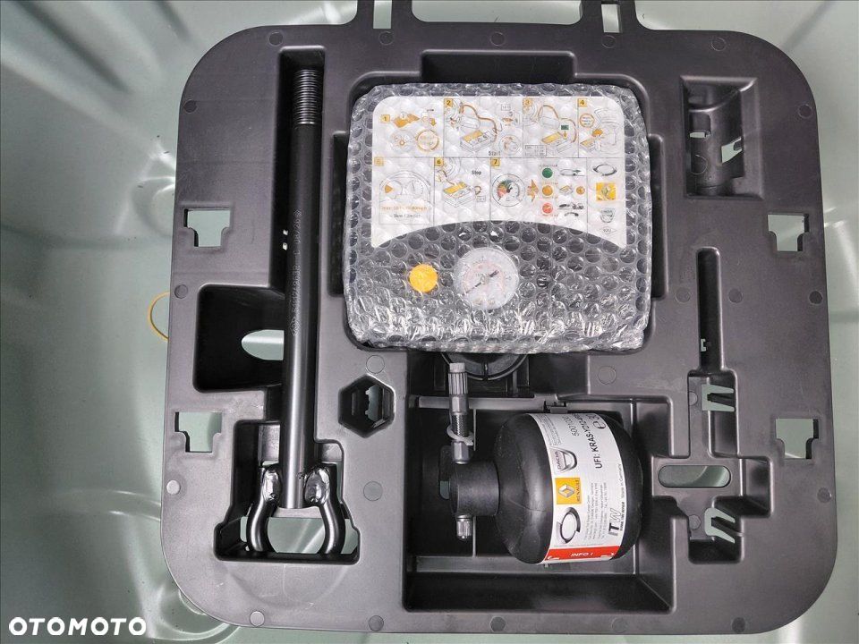 Renault Clio - 12