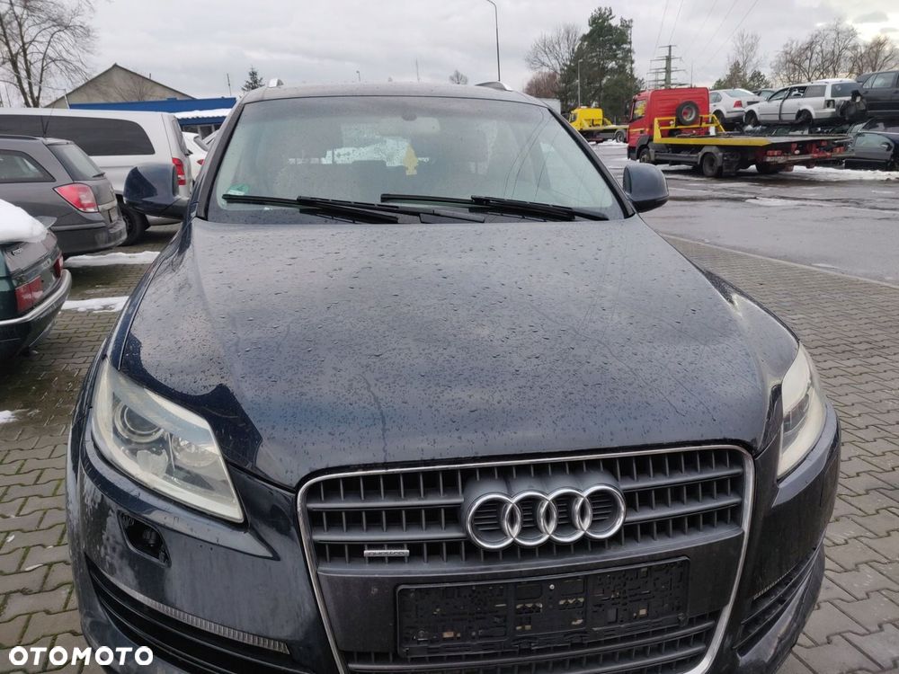 Audi Q7 I 4L 05-09 3.0 TDI Zderzak przód Xenon PDC LZ5Q - 4