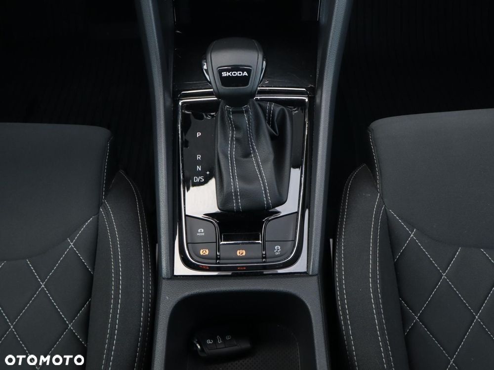 Skoda Karoq 1.5 TSI ACT 4x2 Sportline DSG - 13