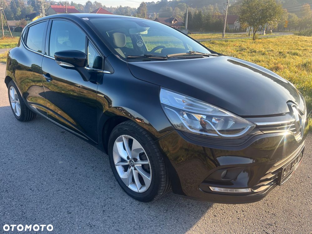 Renault Clio - 5