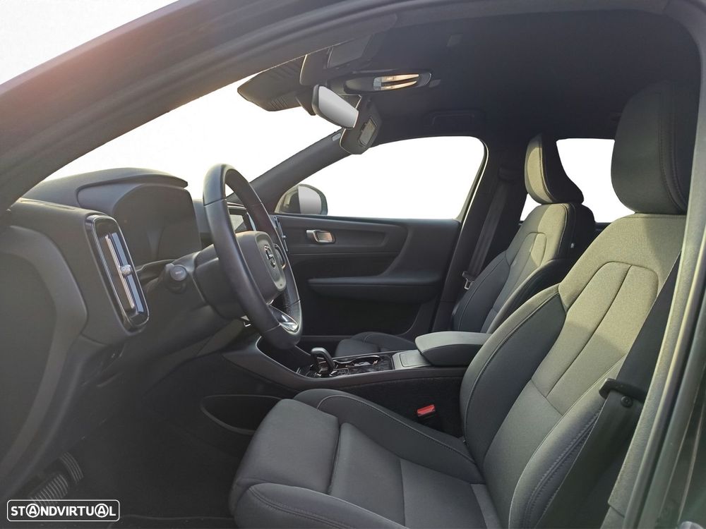 Volvo XC 40 Recharge Pro - 12