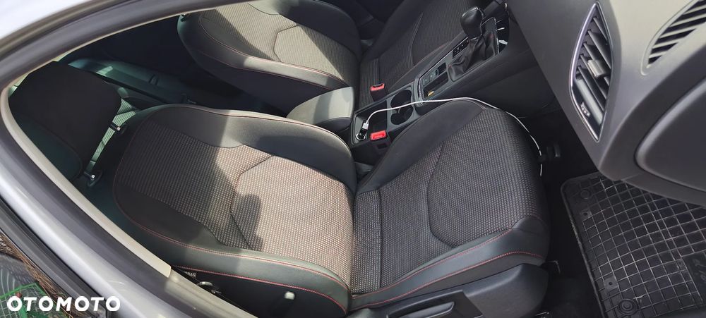 Seat Leon 2.0 TDI FR S&S DSG - 10