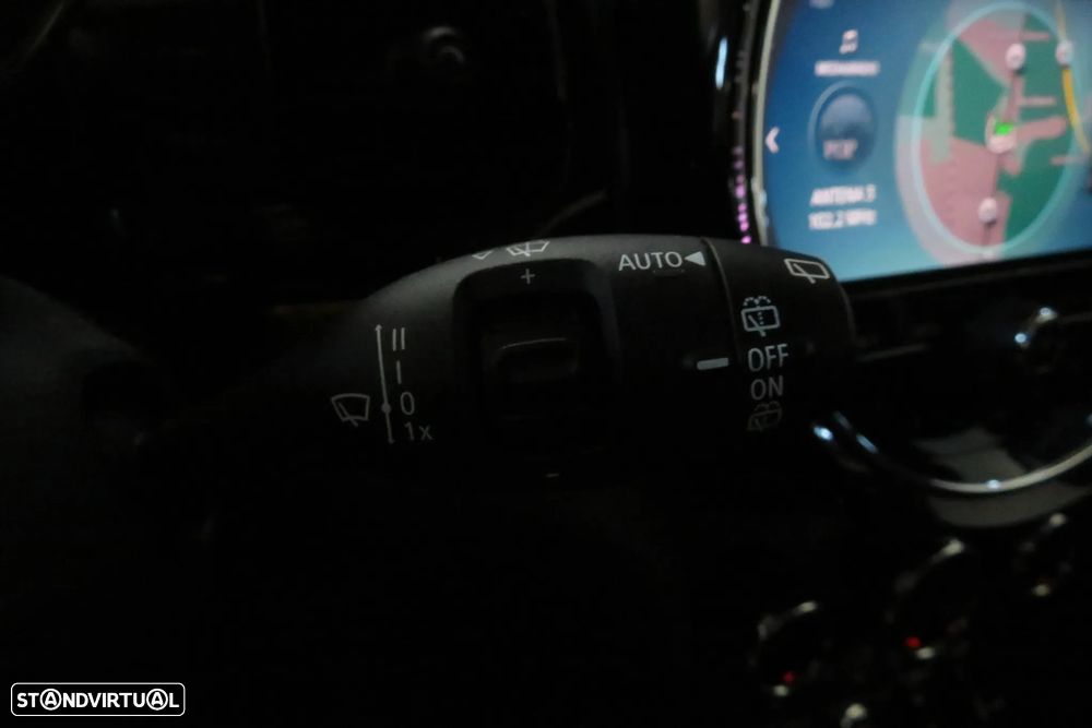 MINI 5 Portas Cooper Auto - 14
