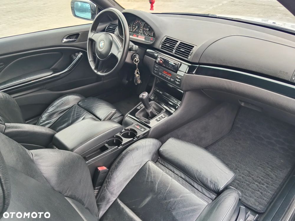 BMW Seria 3 328Ci - 11