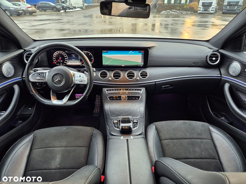 Mercedes-Benz Klasa E 220 d 4-Matic Avantgarde - 15