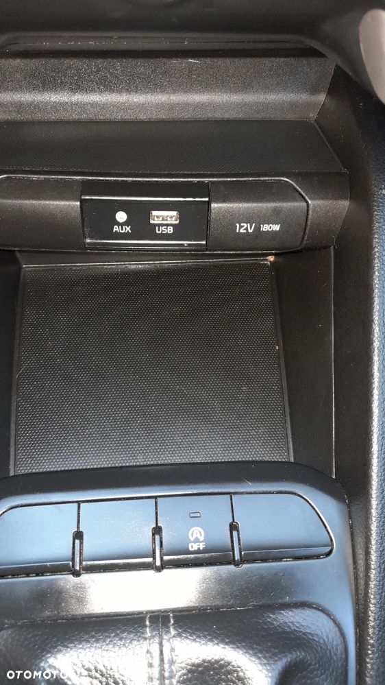 Kia Rio - 19