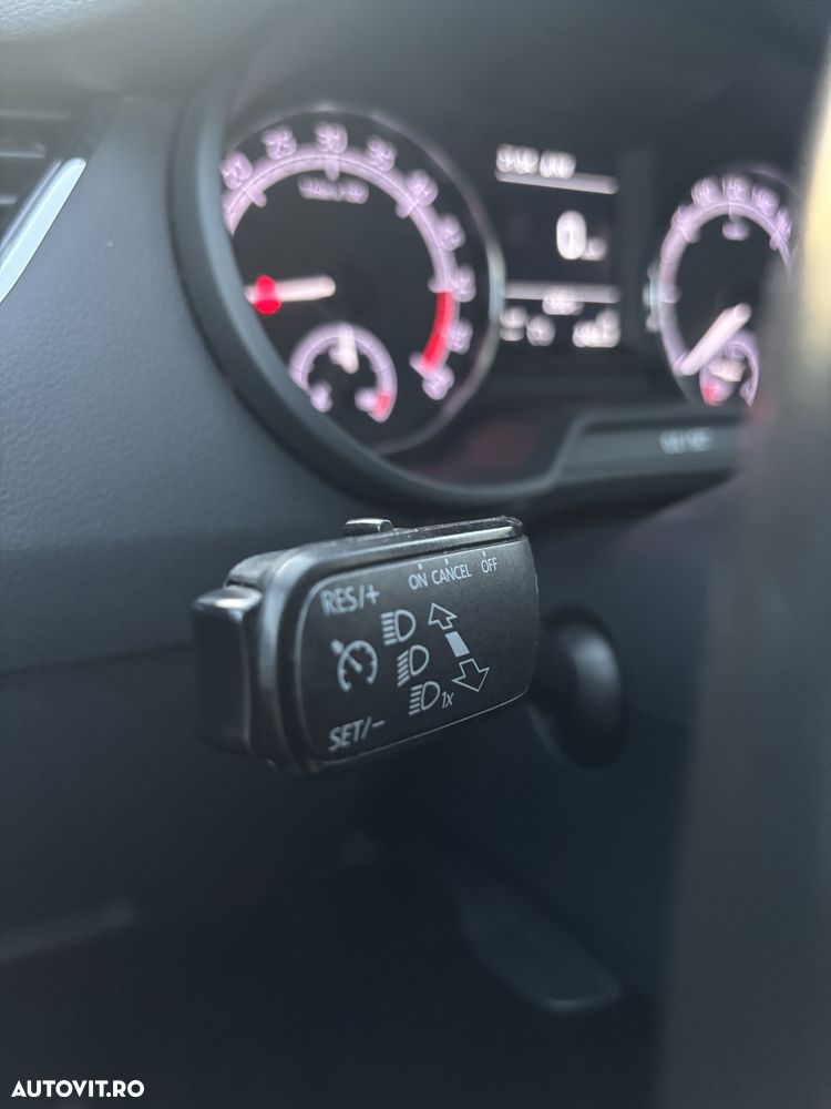 Skoda Octavia 1.6 TDI Active - 12