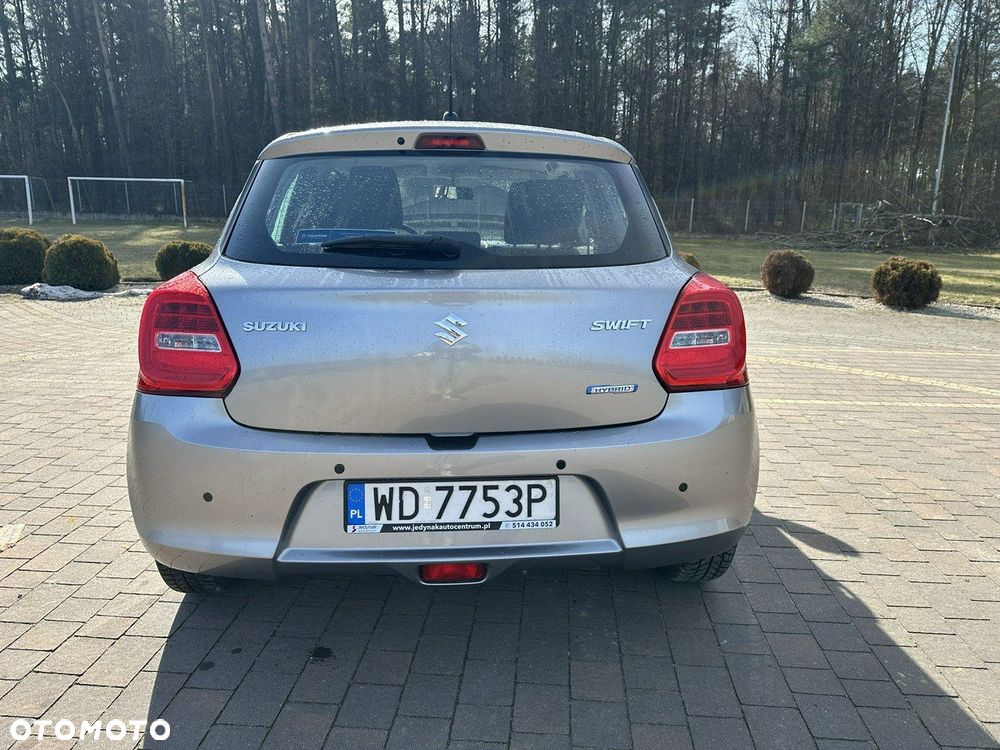 Suzuki Swift - 8