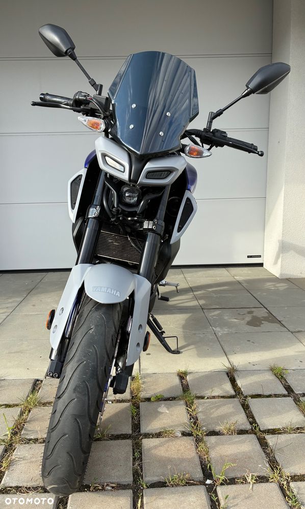 Yamaha MT - 6