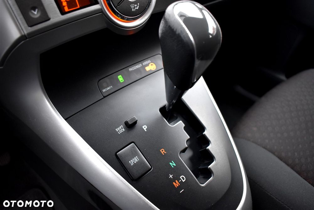 Toyota Verso 1.8 Multidrive Edition - 33