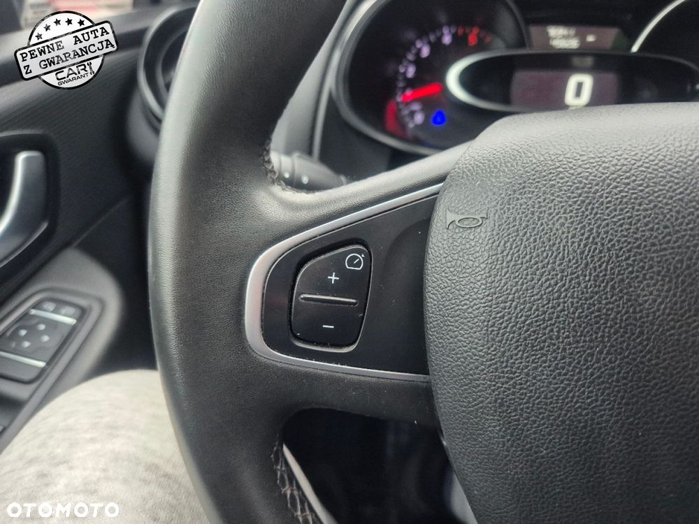 Renault Clio - 23