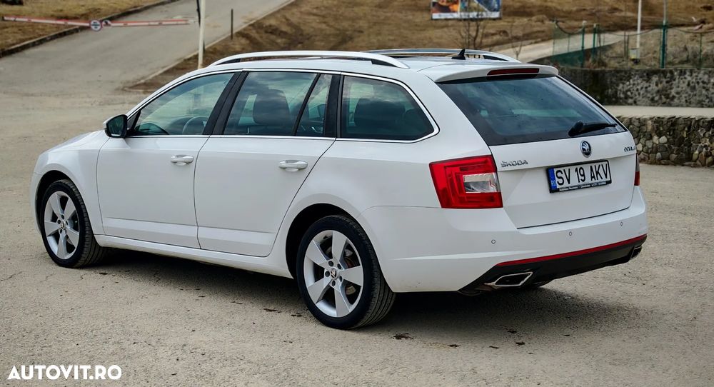 Skoda Octavia 2.0 TDI AMBITION DSG - 3