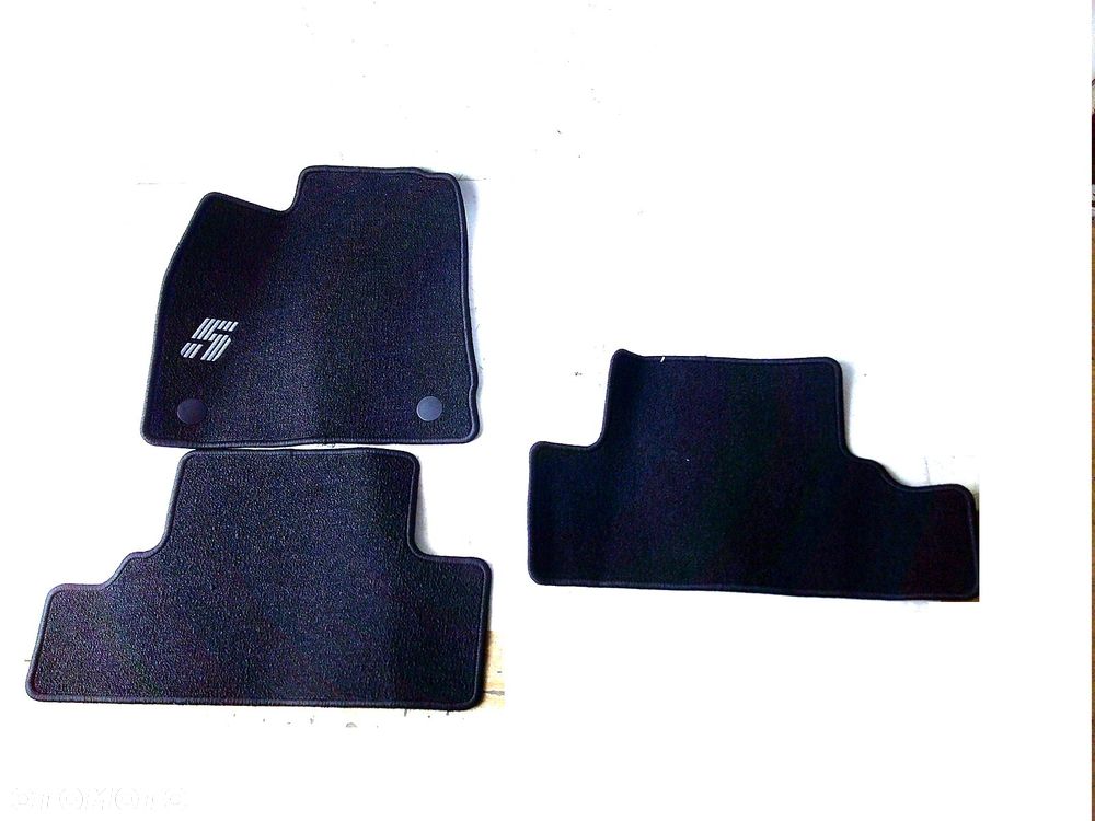 Renault 5 E-Tech Zestaw 3szt  dywaników samochodowych 749M64313R - 1