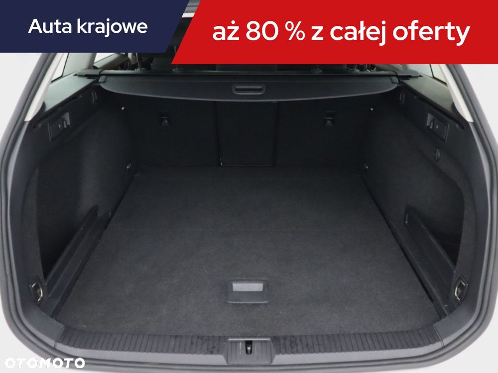 Volkswagen Passat Variant - 16