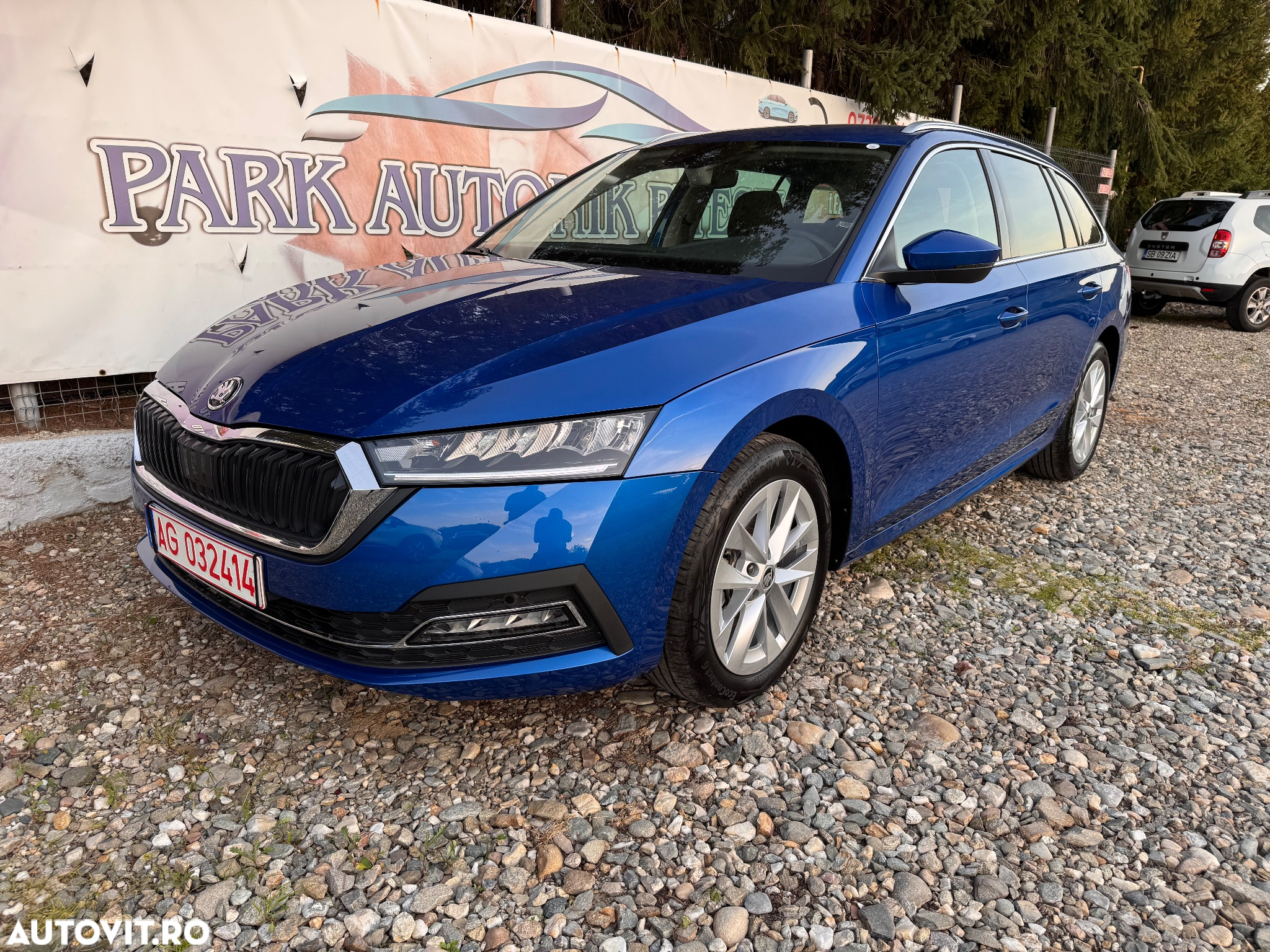 Skoda Octavia Combi 2.0 TDI DSG Exclusive Plus - 7