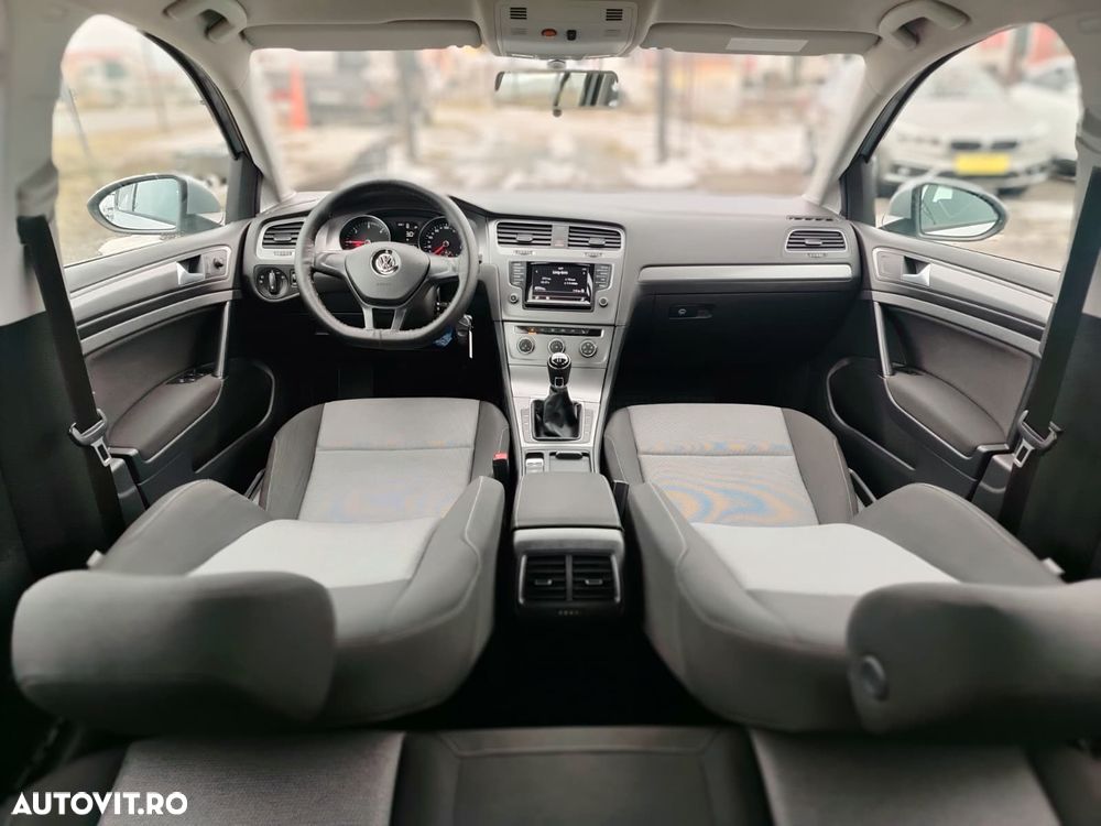 Volkswagen Golf 1.6 TDI BlueMotion Technology Trendline - 6