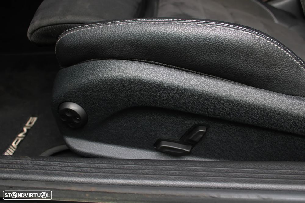 Mercedes-Benz C 300 AMG Line - 44