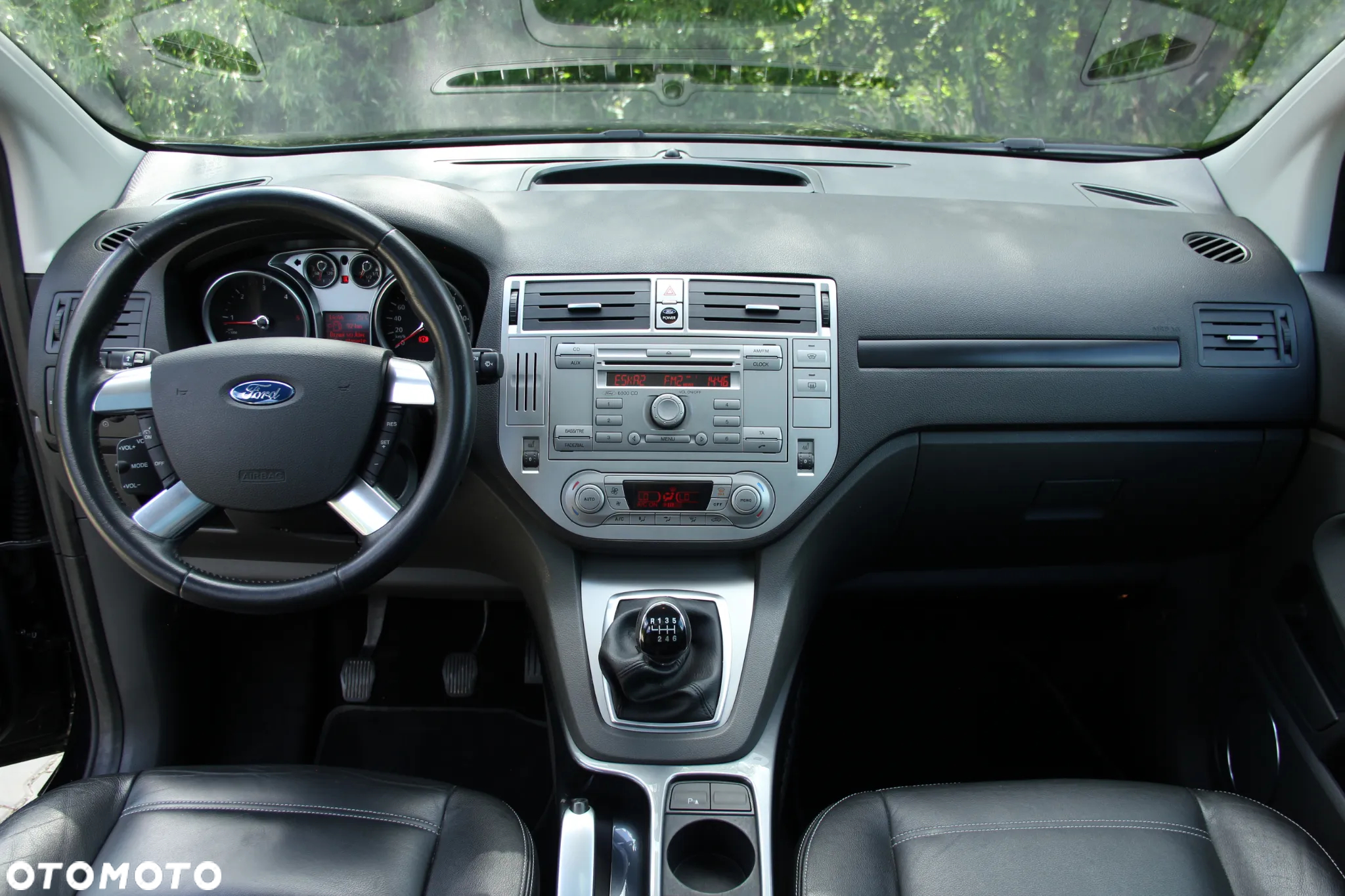 Ford Kuga 2.0 TDCi FWD Titanium - 11