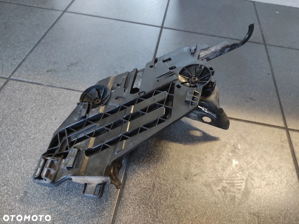 SKODA OCTAVIA 2 LIFT MOCOWANIE LAMPY LEWY PRAWY CAŁY OK WYSYŁKA !!!!! - 5