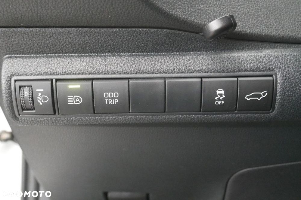 Toyota Corolla - 30