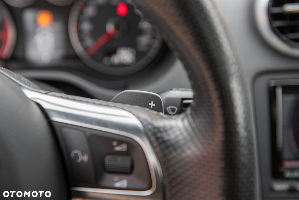 Audi A3 Sportback 2.0 TFSI S line Sportpaket plus - 22