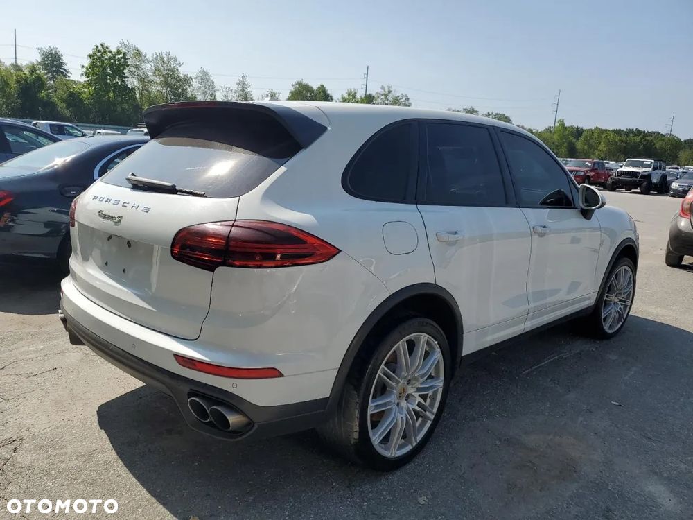 Porsche Cayenne S E-Hybrid Platinum Edition - 3