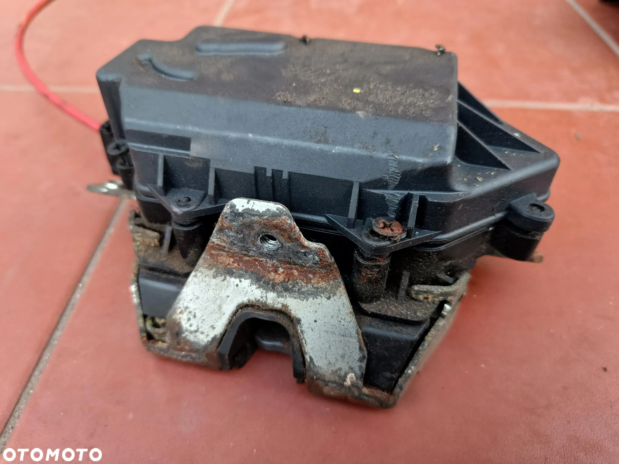 MERCEDES W164 ML W251 W211 KOMBI DOCIĄG ZAMEK KLAPY A2117400235 - 5