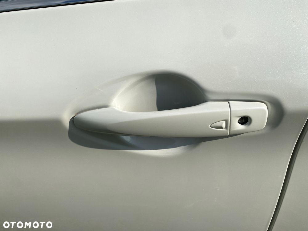 Nissan Qashqai 1.6 DCi N-Connecta EU6 - 11
