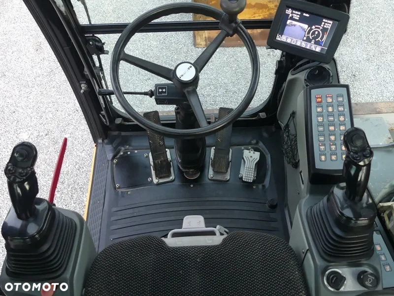 Liebherr A914 Compact / z Niemiec / 7740mtg / - 14
