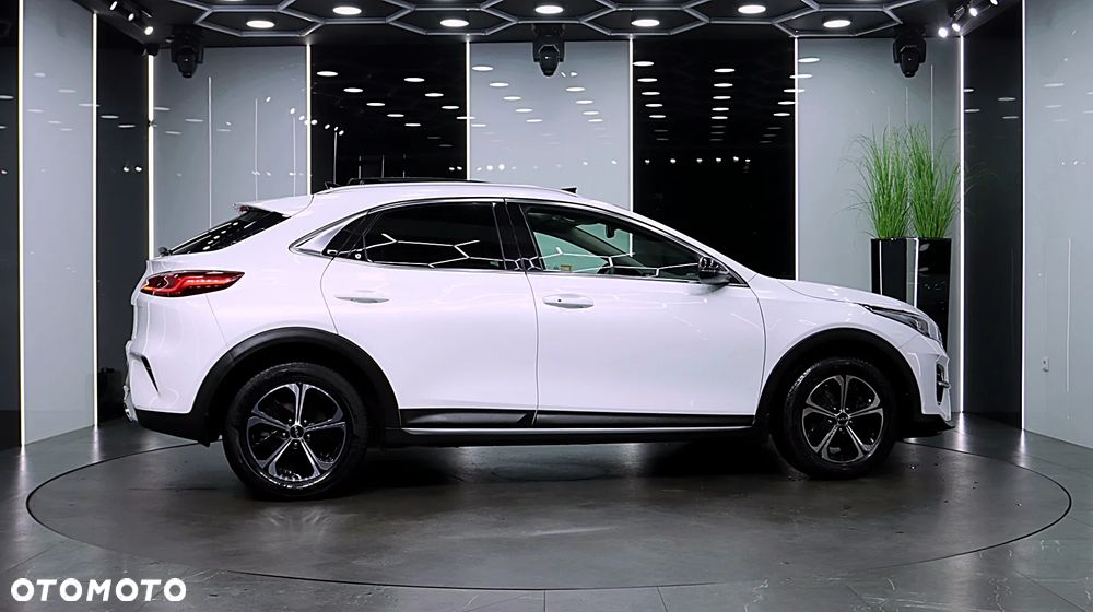 Kia XCeed 1.6 GDI PHEV L DCT - 12