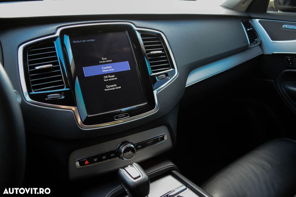 Volvo XC 90 D5 AWD Geartronic Inscription - 19
