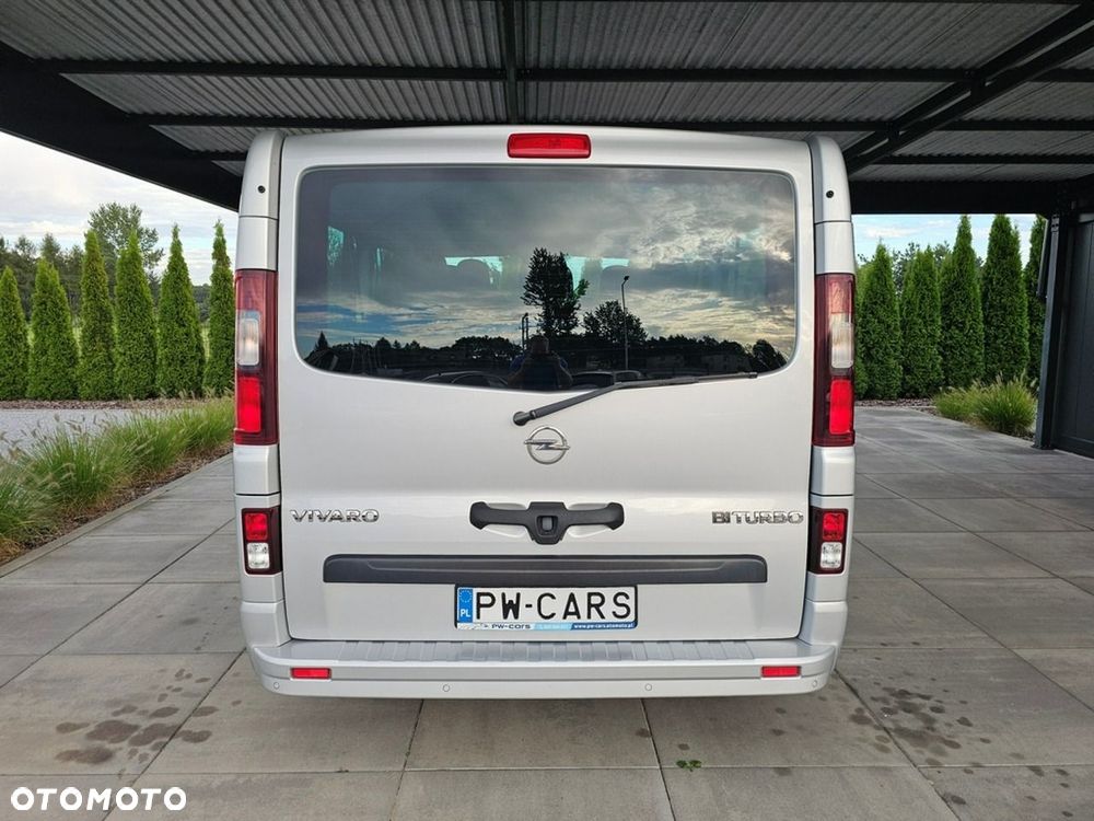 Opel Vivaro - 8