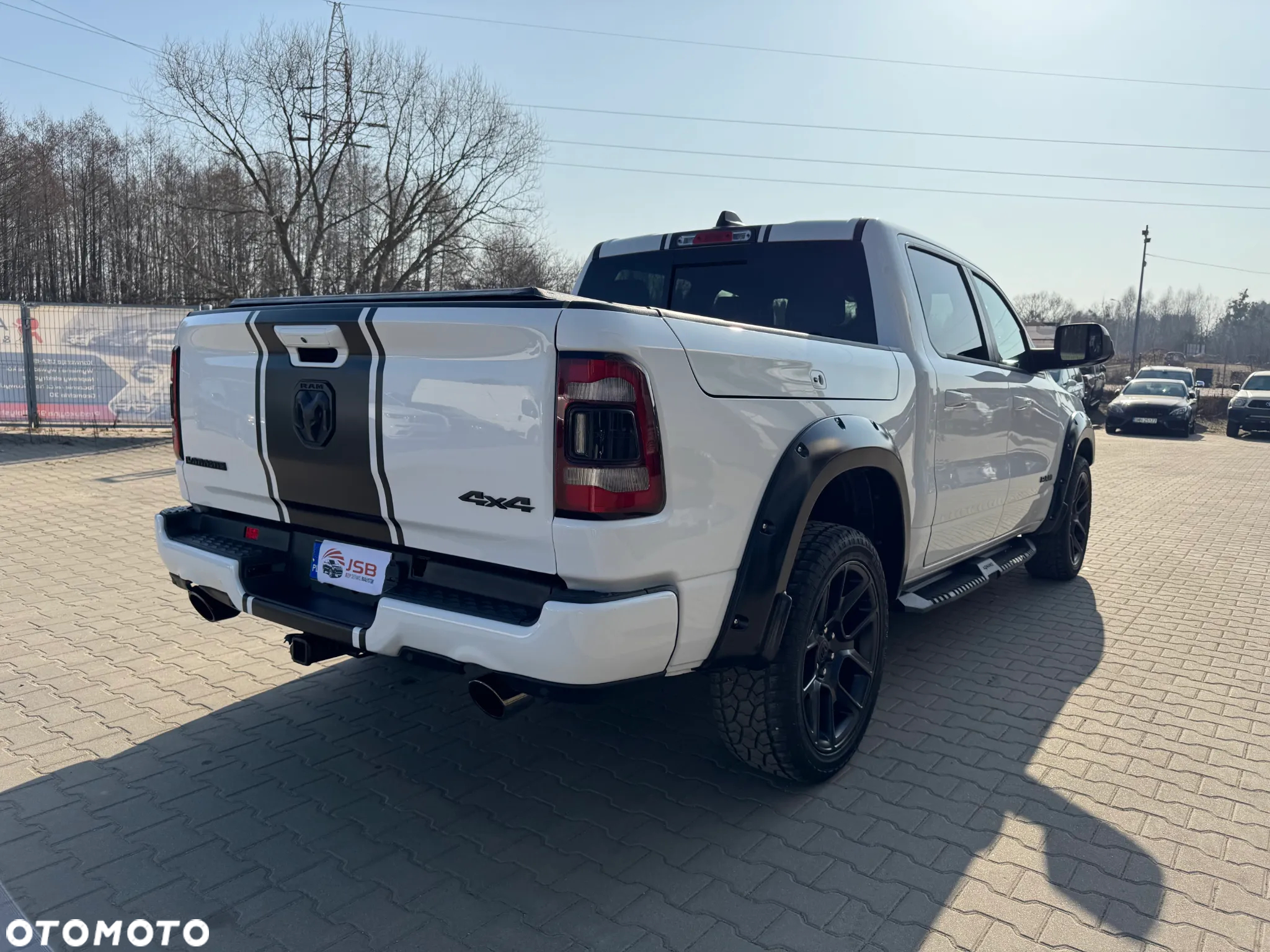 RAM 1500 Quad Cab Laramie - 6