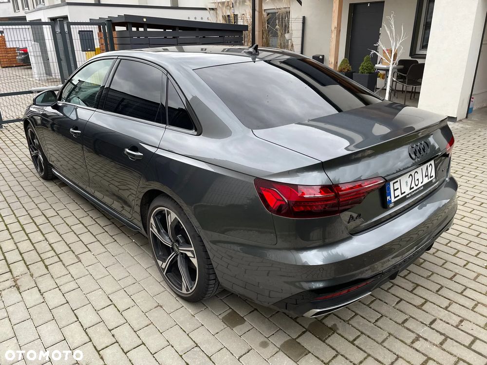 Audi A4 Limousine - 11