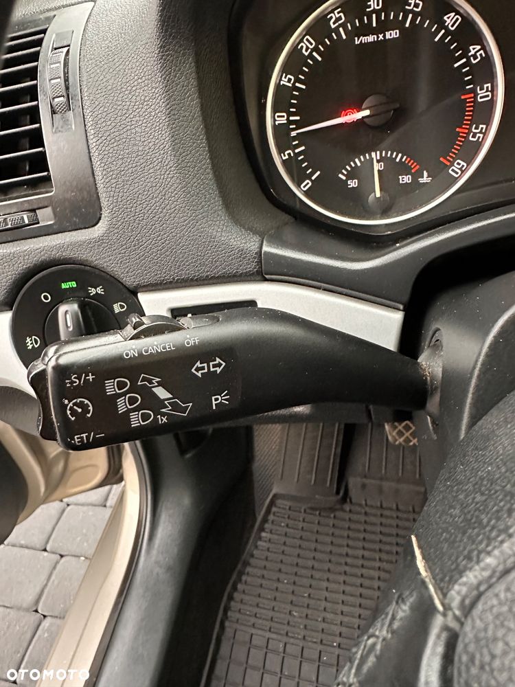 Skoda Octavia 2.0 TDI DPF Ambiente - 29