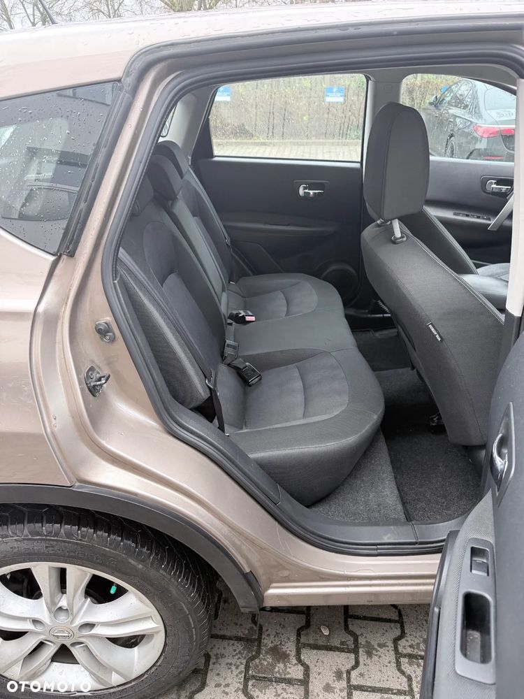 Nissan Qashqai - 10