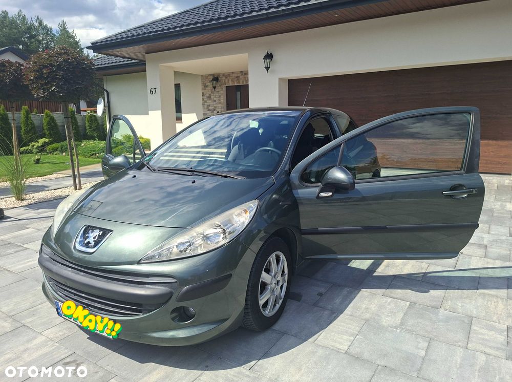 Peugeot 207 - 2