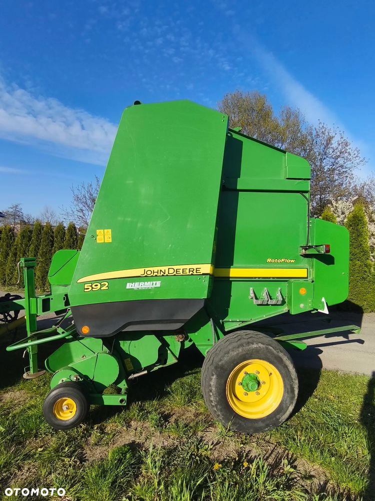 John Deere 592 - 2