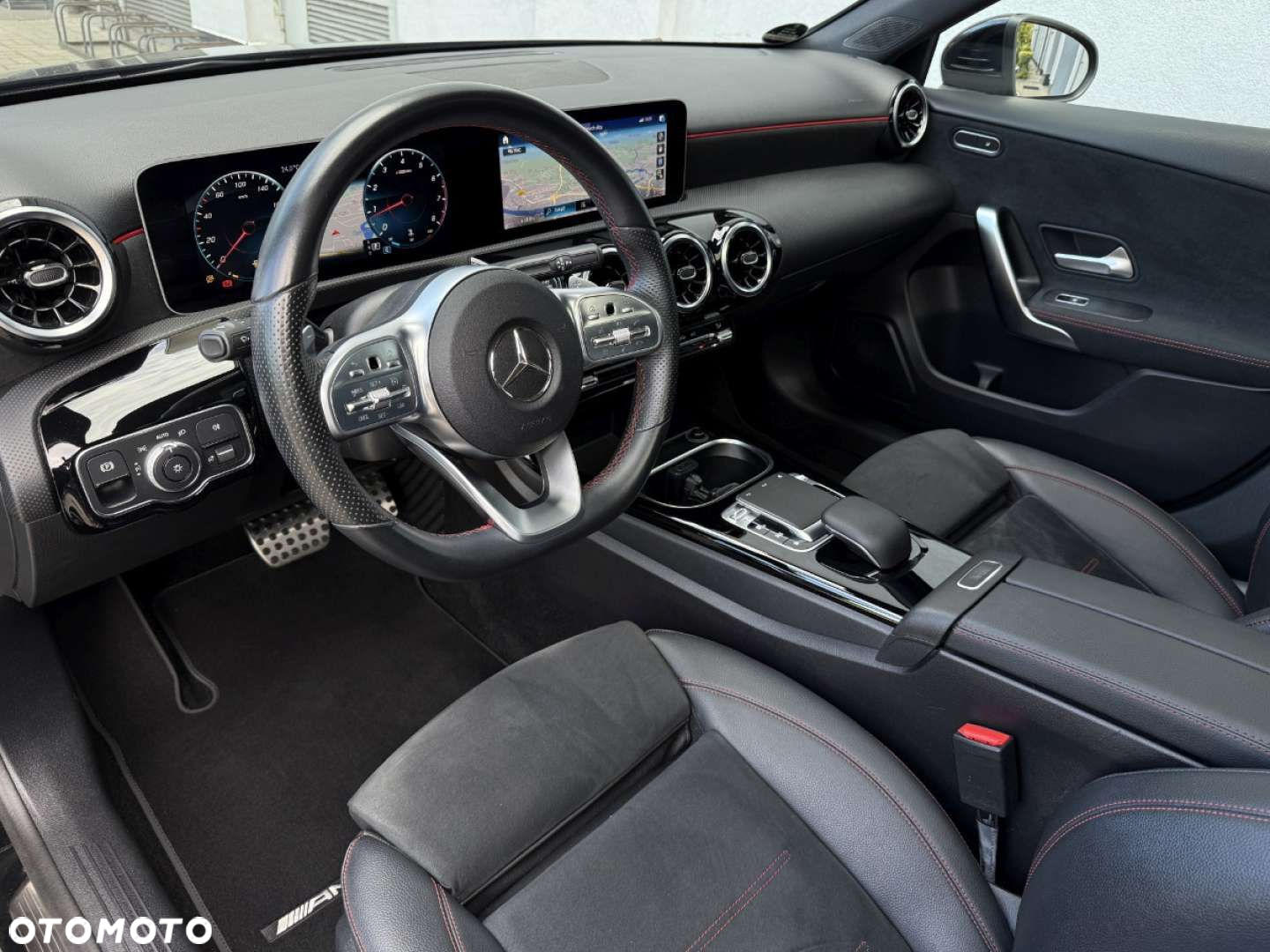 Mercedes-Benz Klasa A 200 7G-DCT AMG Line - 17