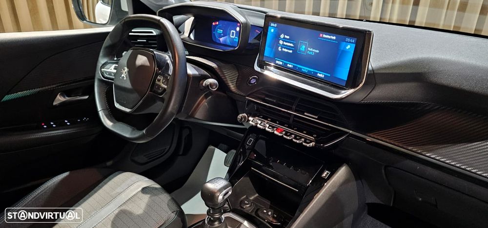 Peugeot 208 PureTech 100 Active Pack - 32