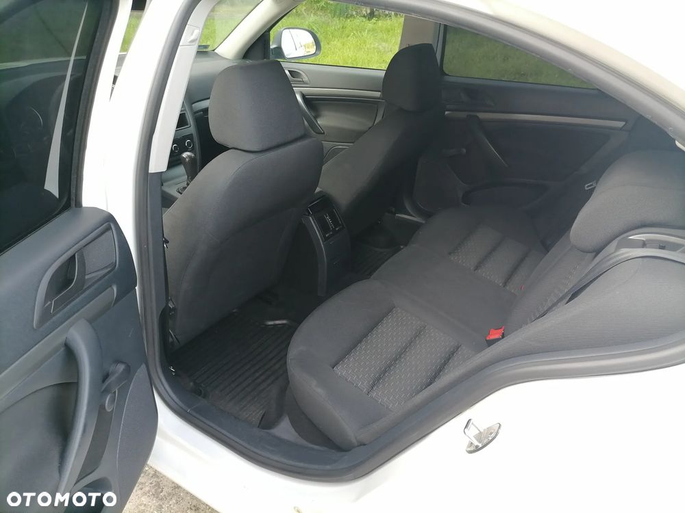 Skoda Octavia 1.4 TSI Active - 8