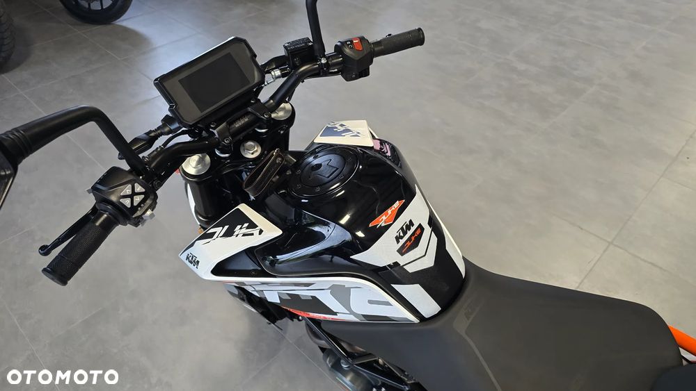 KTM Duke 125 - 15